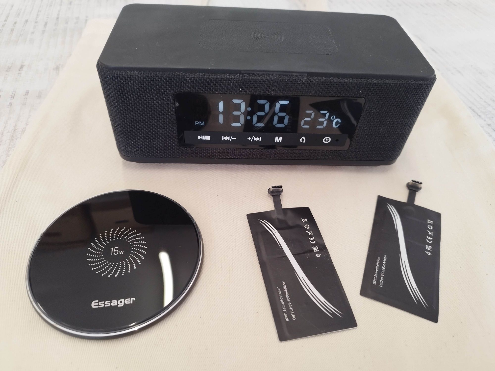 radio bluetooth  ze stacją ładującą