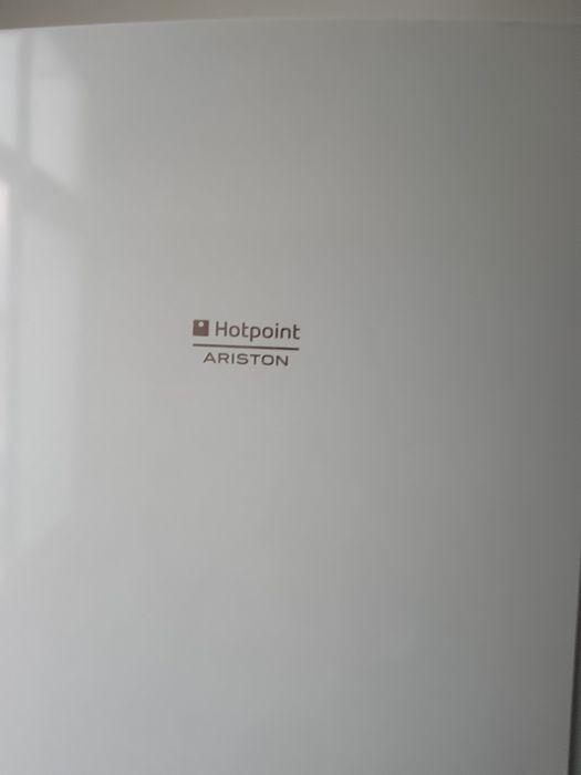 Frigorífico        g