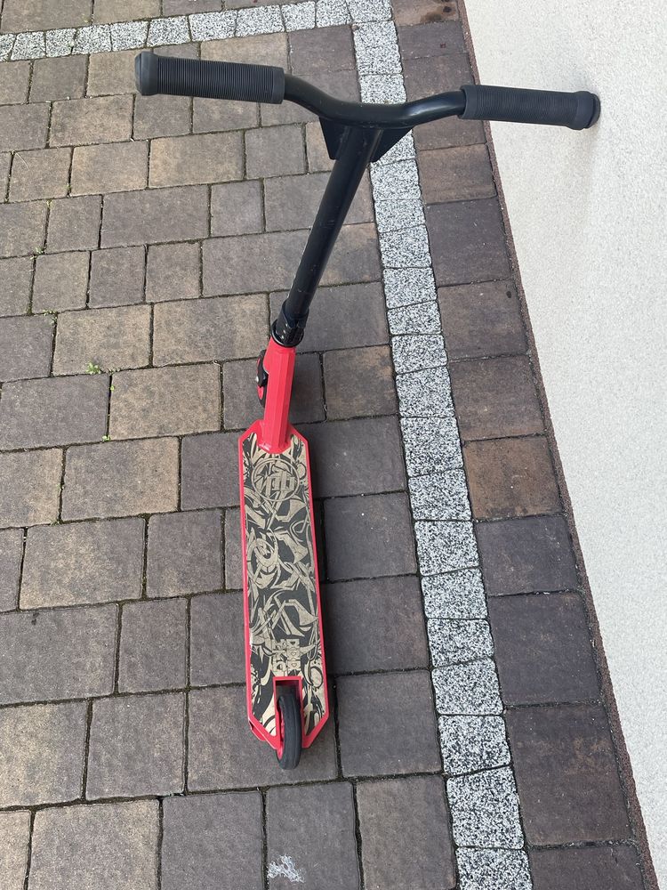 Hulajnoga skate parkowa