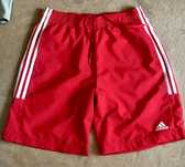 Продам спортивні шорти Adidas