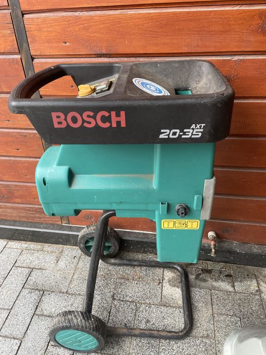 Продам подрібнювач гілок BOSCH