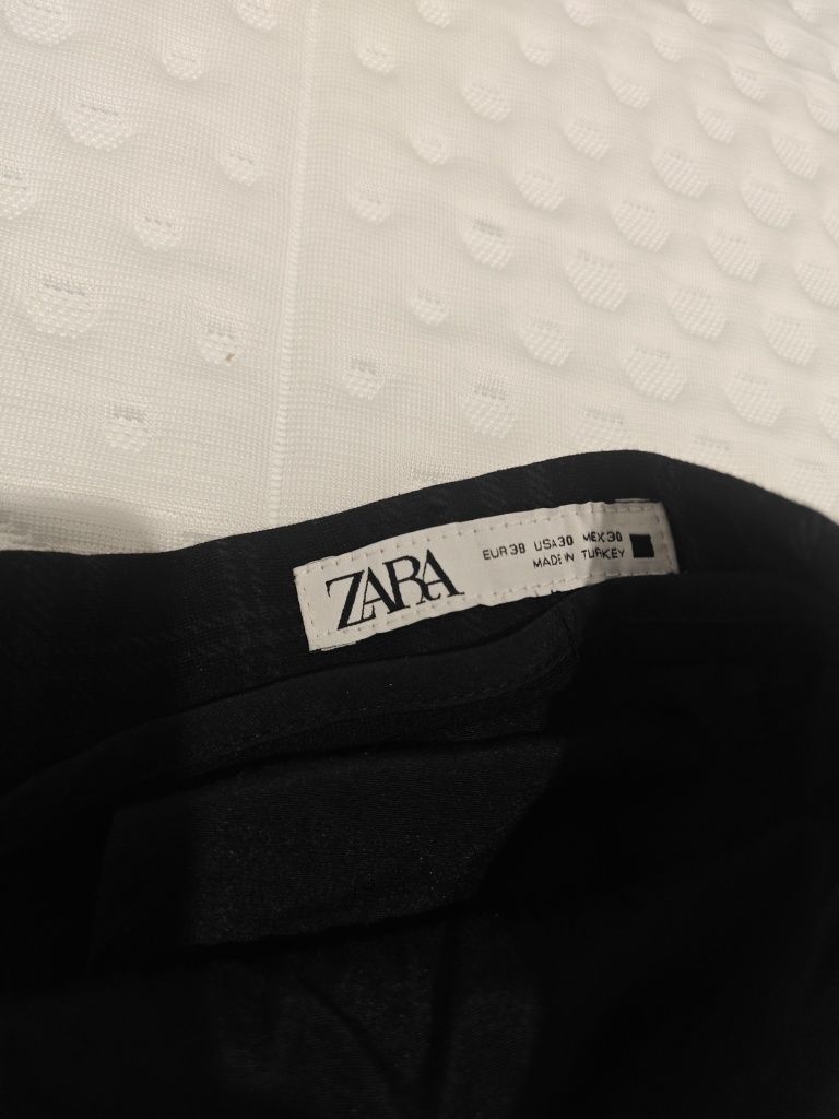 Calças 38 tecido pretas xadrez elásticas Zara slim fit