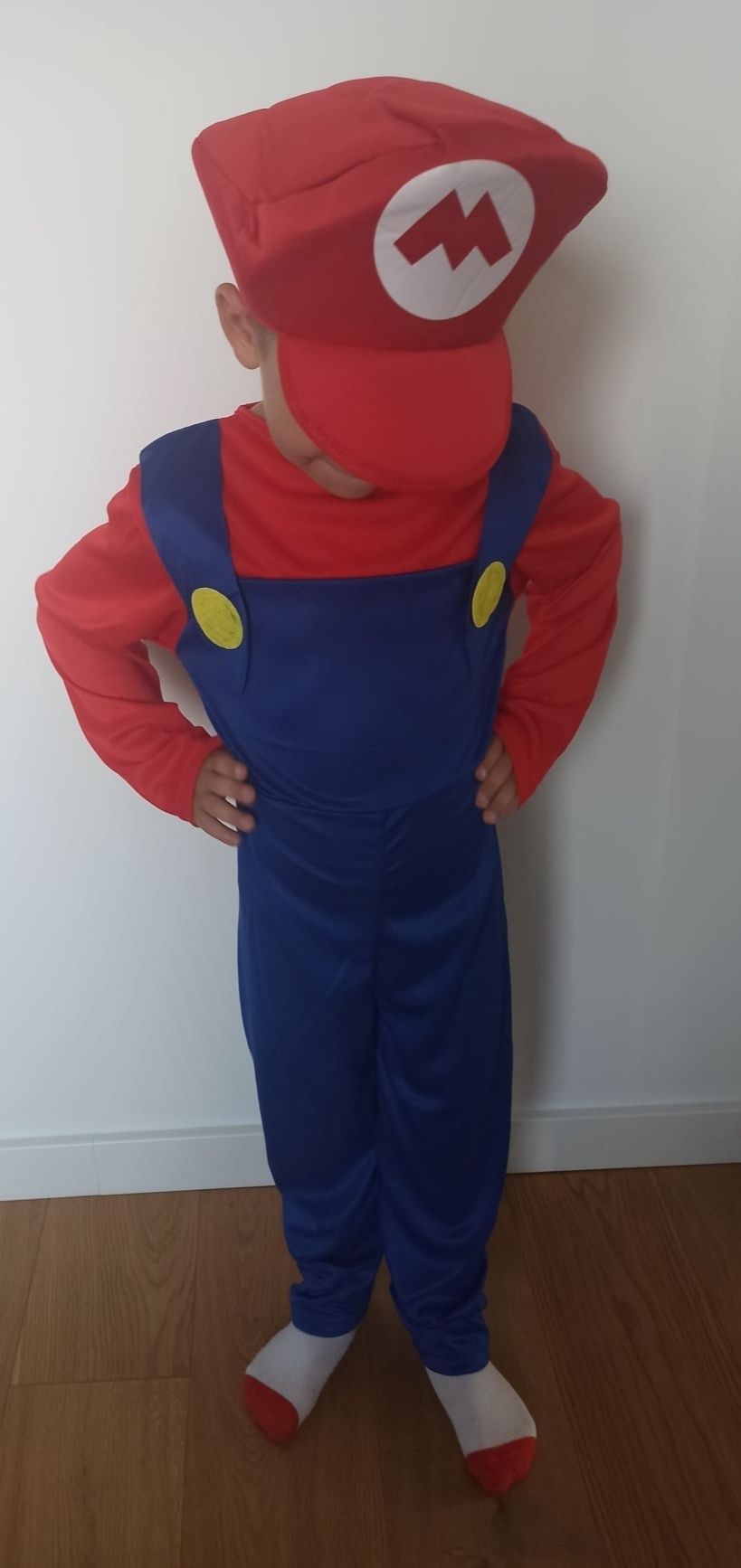 Nowy strój, kostium Super Mario Bros (Rozm.122)