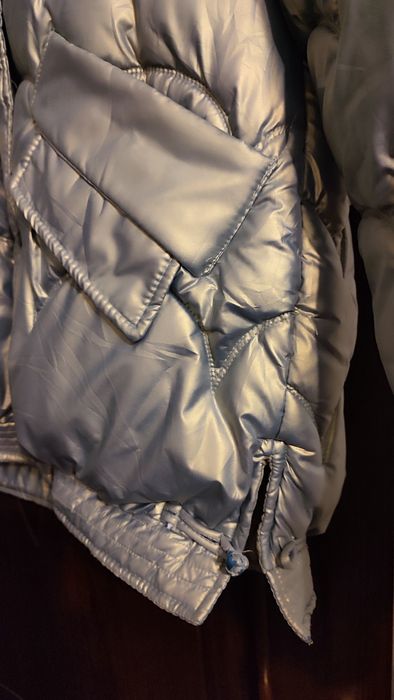 Продам куртку жіночу