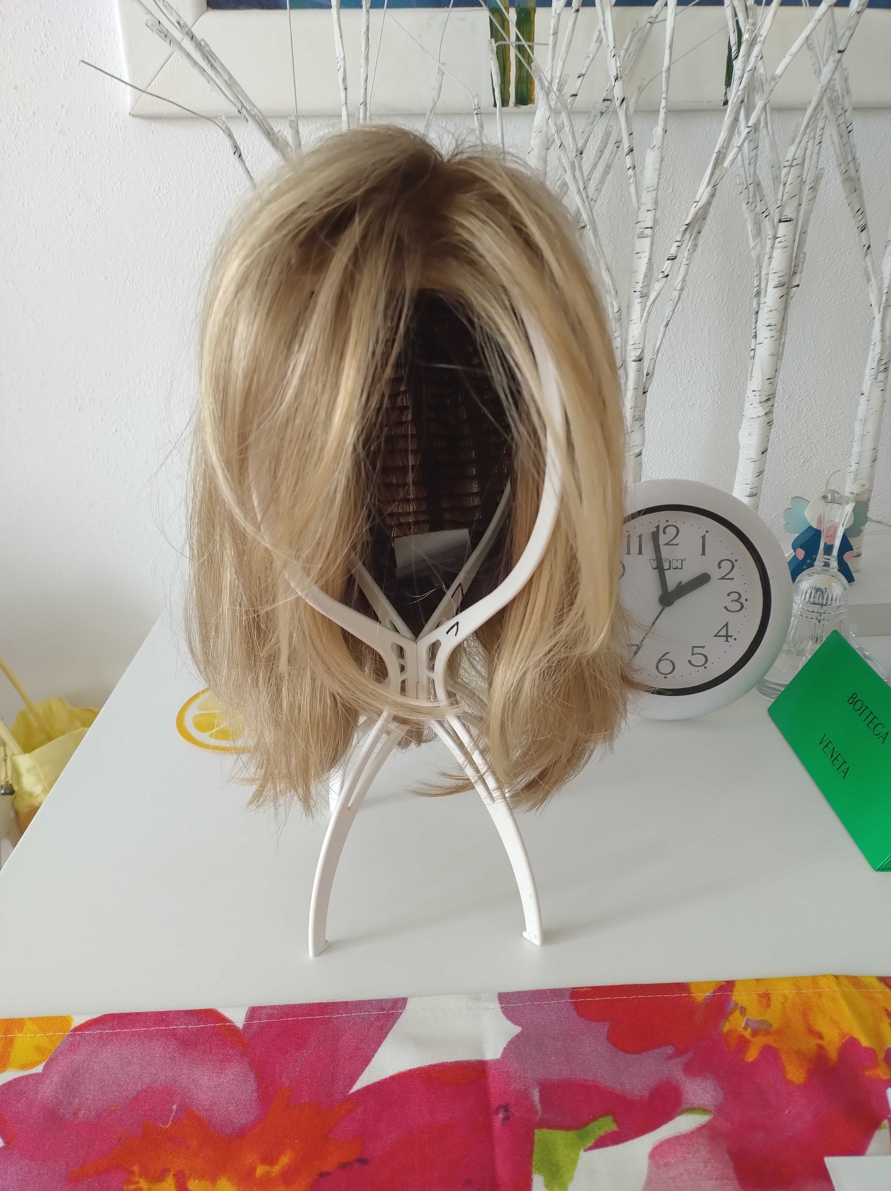 Nowa peruka Ellen Wille, do ramion, blond balejaż