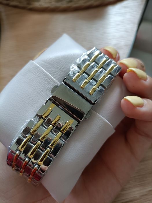Nowy męski elegancki zegarek Geneva z pudełkiem