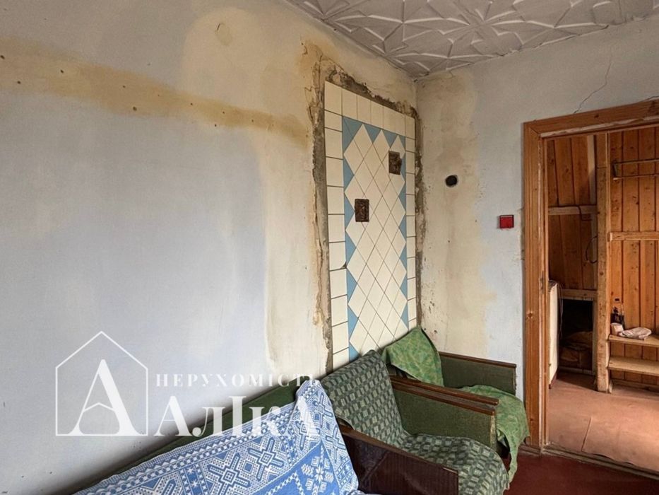 Продам дачний будинок