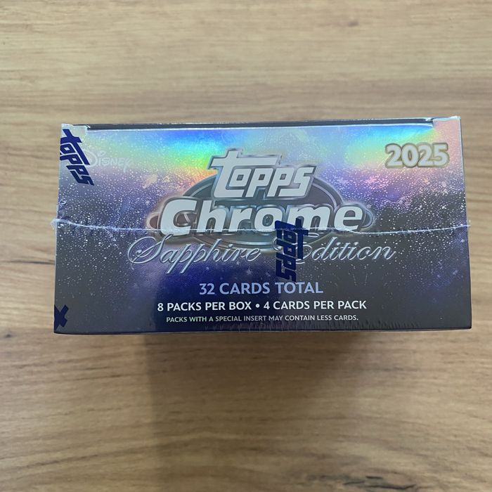 2025 Topps Chrome Disney Sapphire Edition Nova e Selada