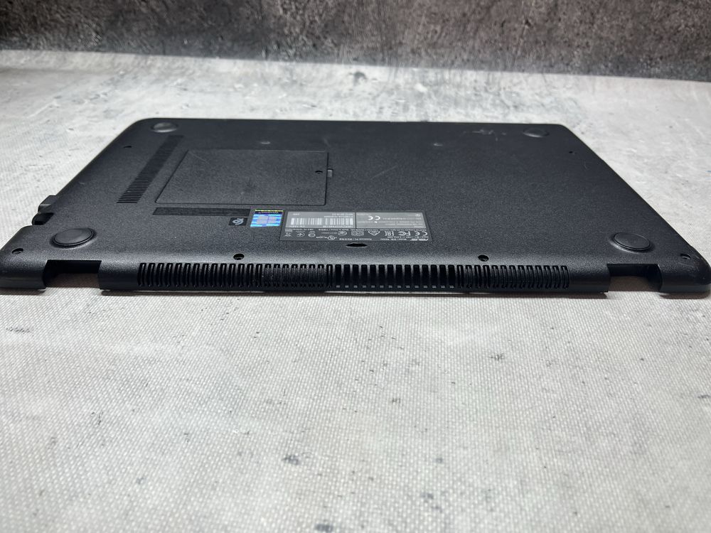 Obudowa dolna zaslepka naped Asus R542U