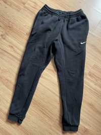 Nike męskie czarne spodnie dresowe S