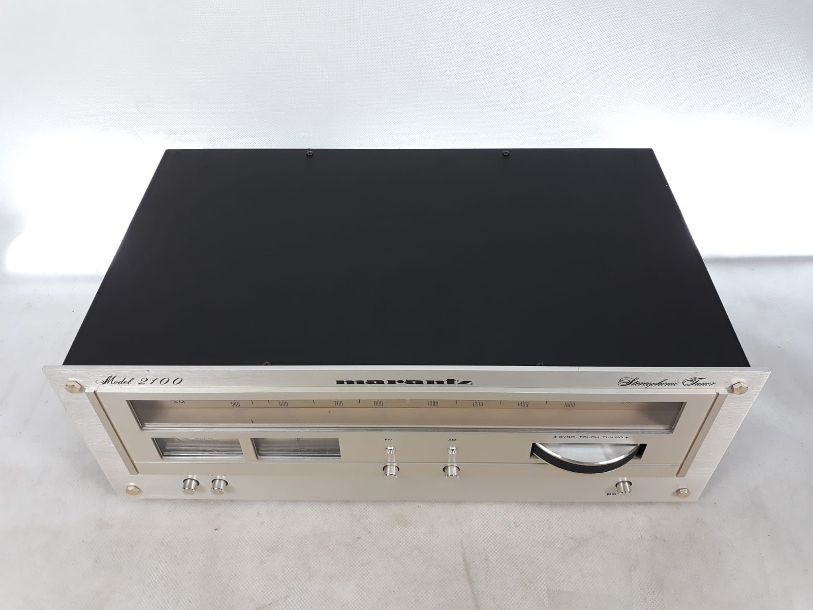 Marantz ST 2100 niebieskie podświetlenie tuner radio Hi end