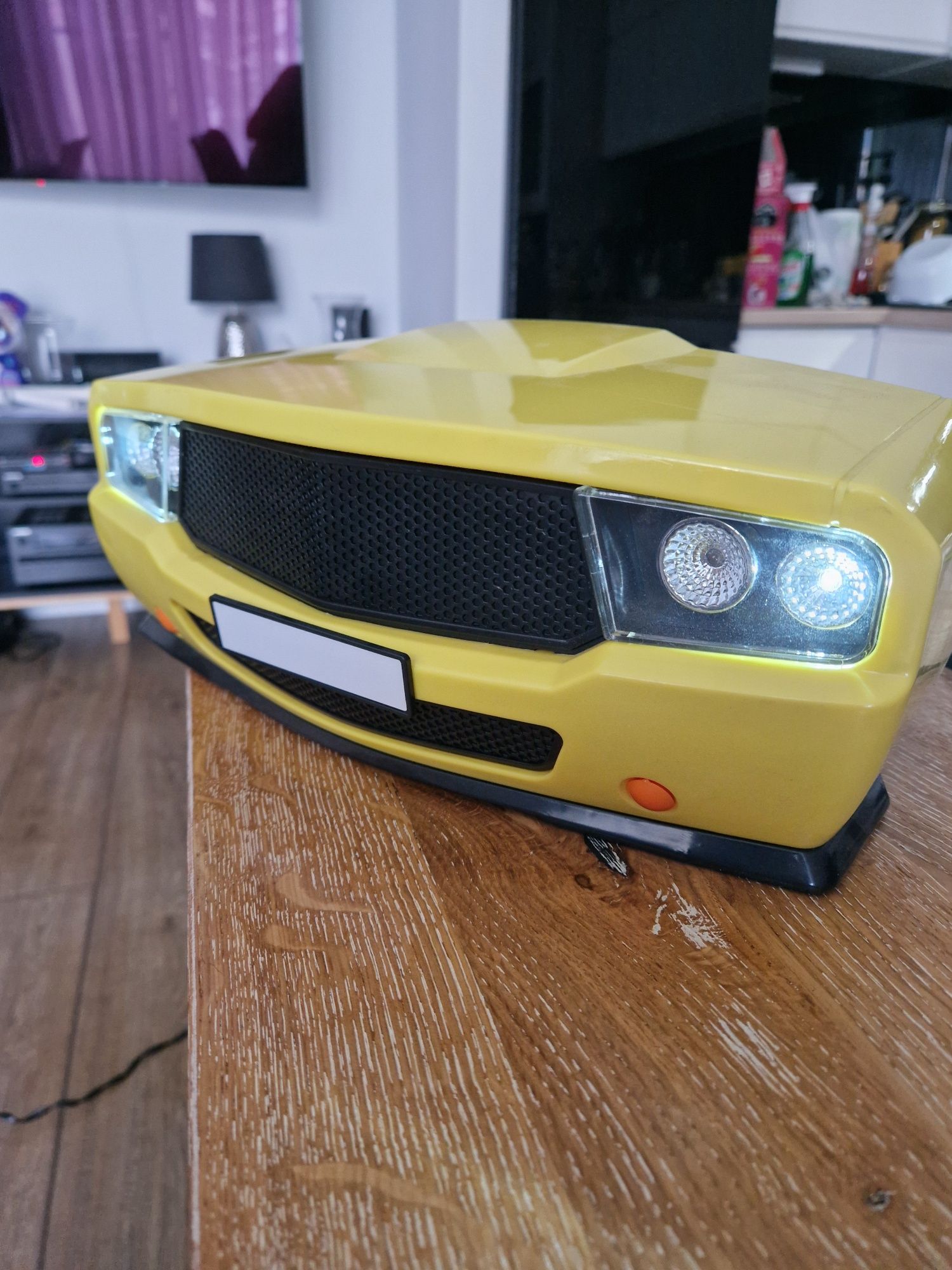 Lampa ścienna dziecięca LED muscle car