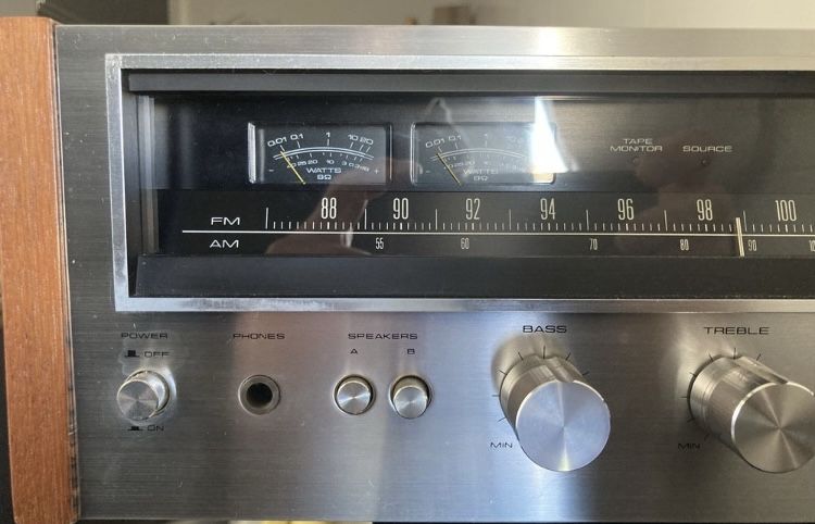 Pioneer SX 590, em óptimas condiçoes de aspecto e funcinamento