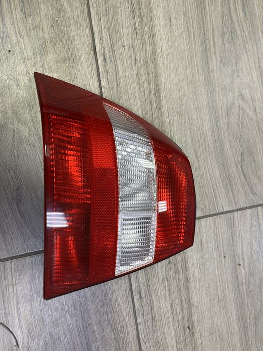 Задній лівий ліхтар Opel Vectra B