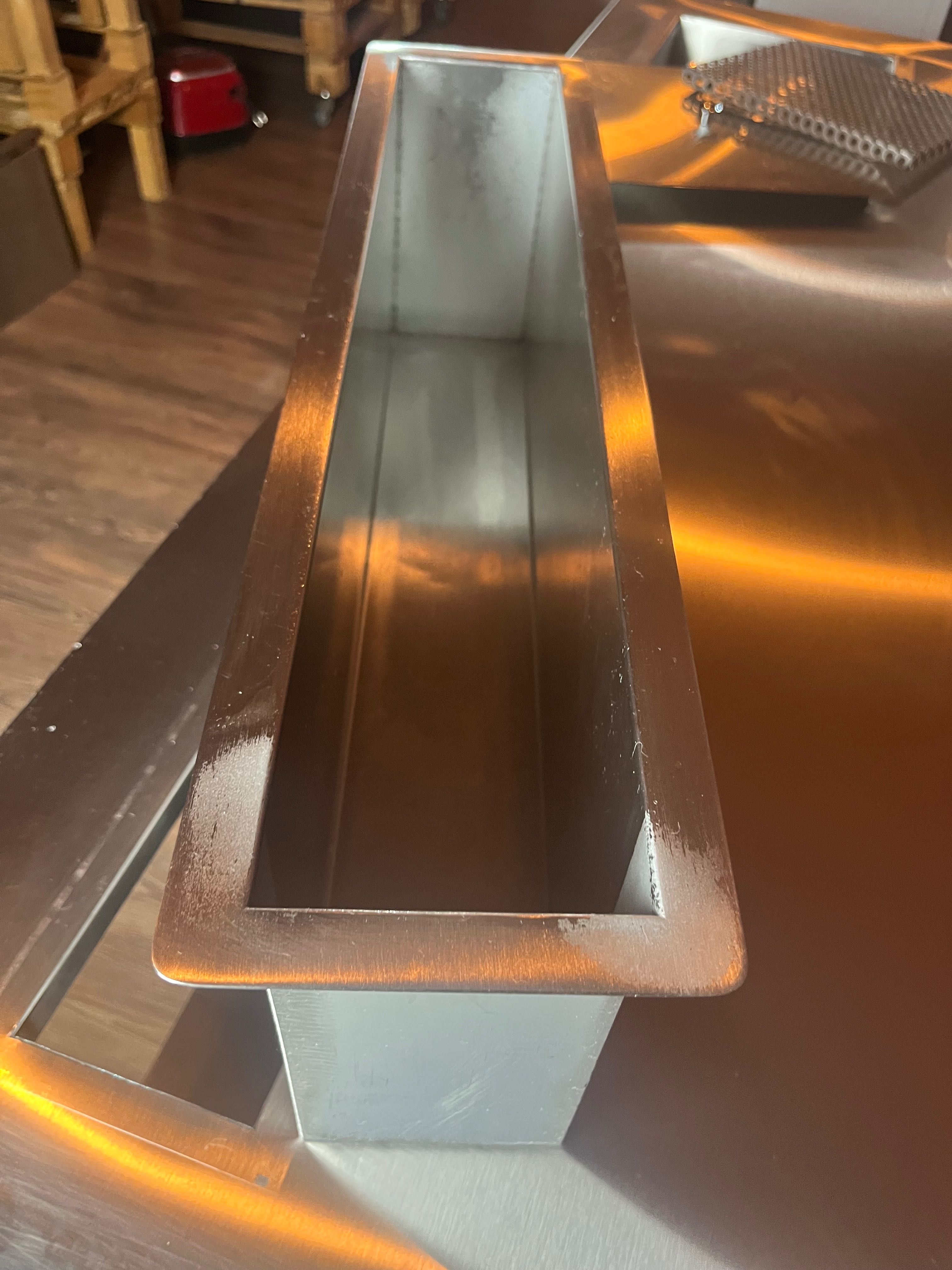Bancada inox prateleiras cuba gelo e suporte para bebidas bar
