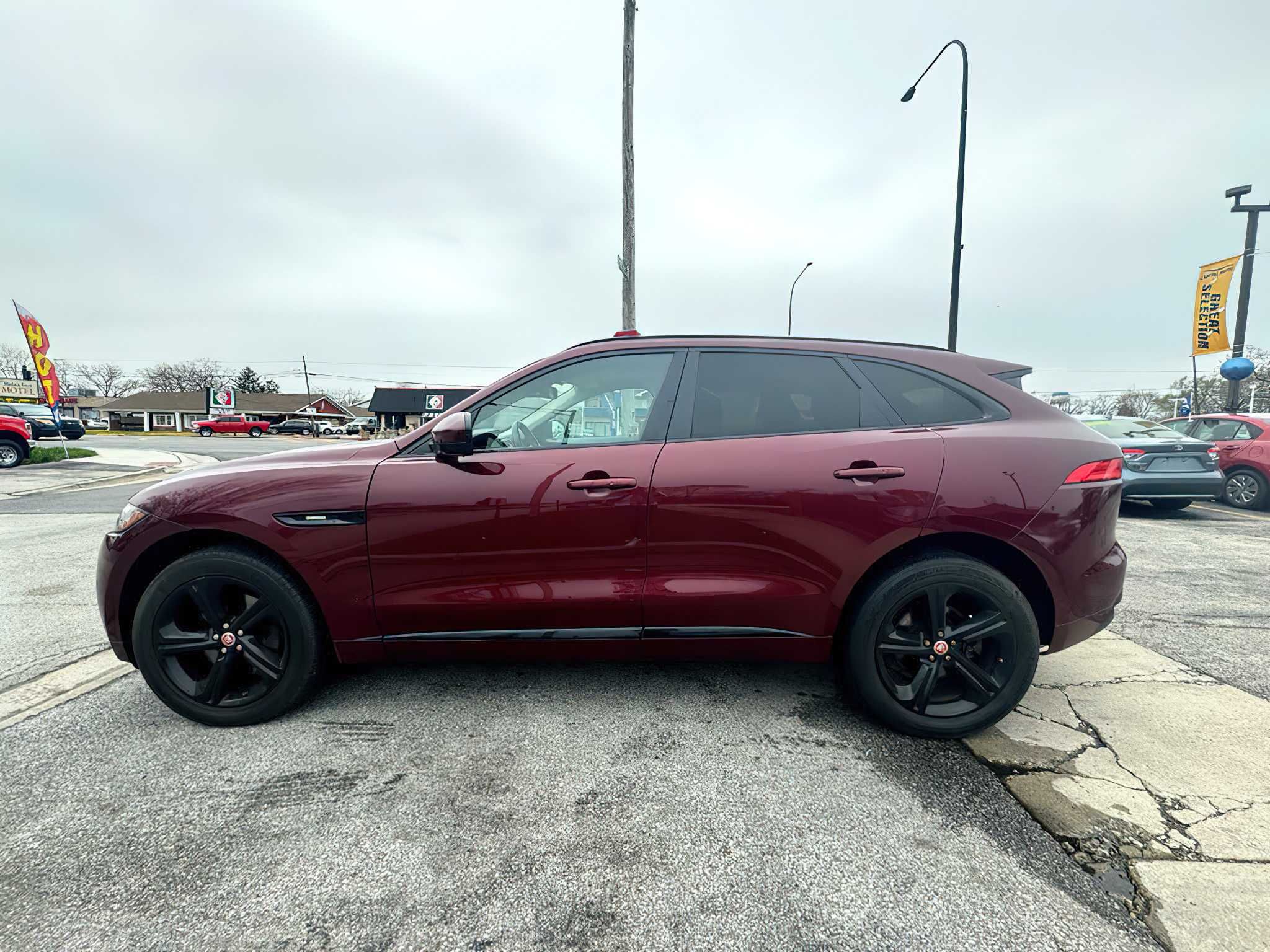 Jaguar F-Pace 2017