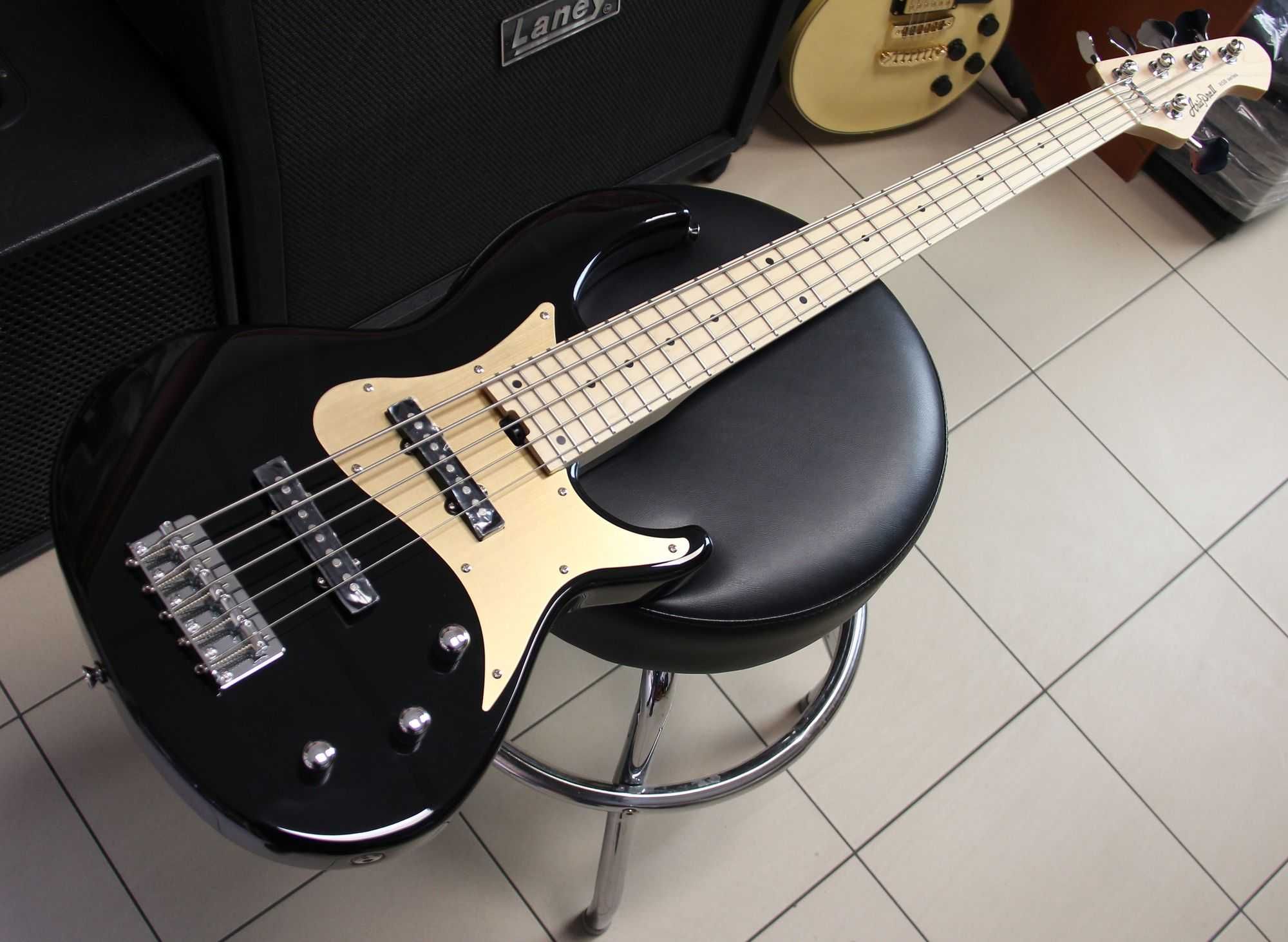 Gitara basowa Aria Pro II RSB-618/5 BK - z ekspozycji / gwarancja!