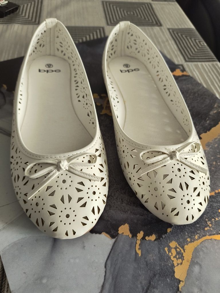 Baleriny rozmiar 43. Nowe