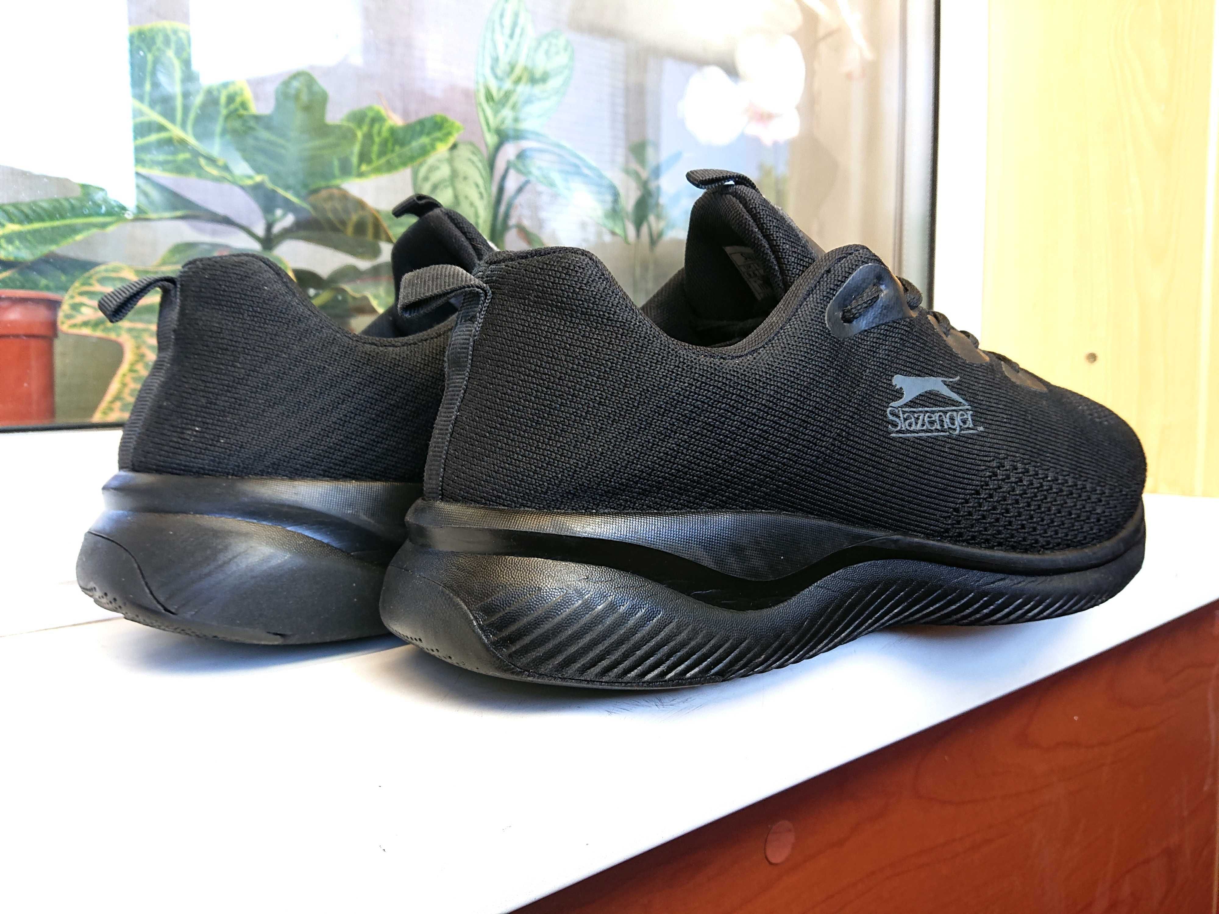 Очень  легкие и удобные  мокасины  " SLAZENGER ® " 44 р
