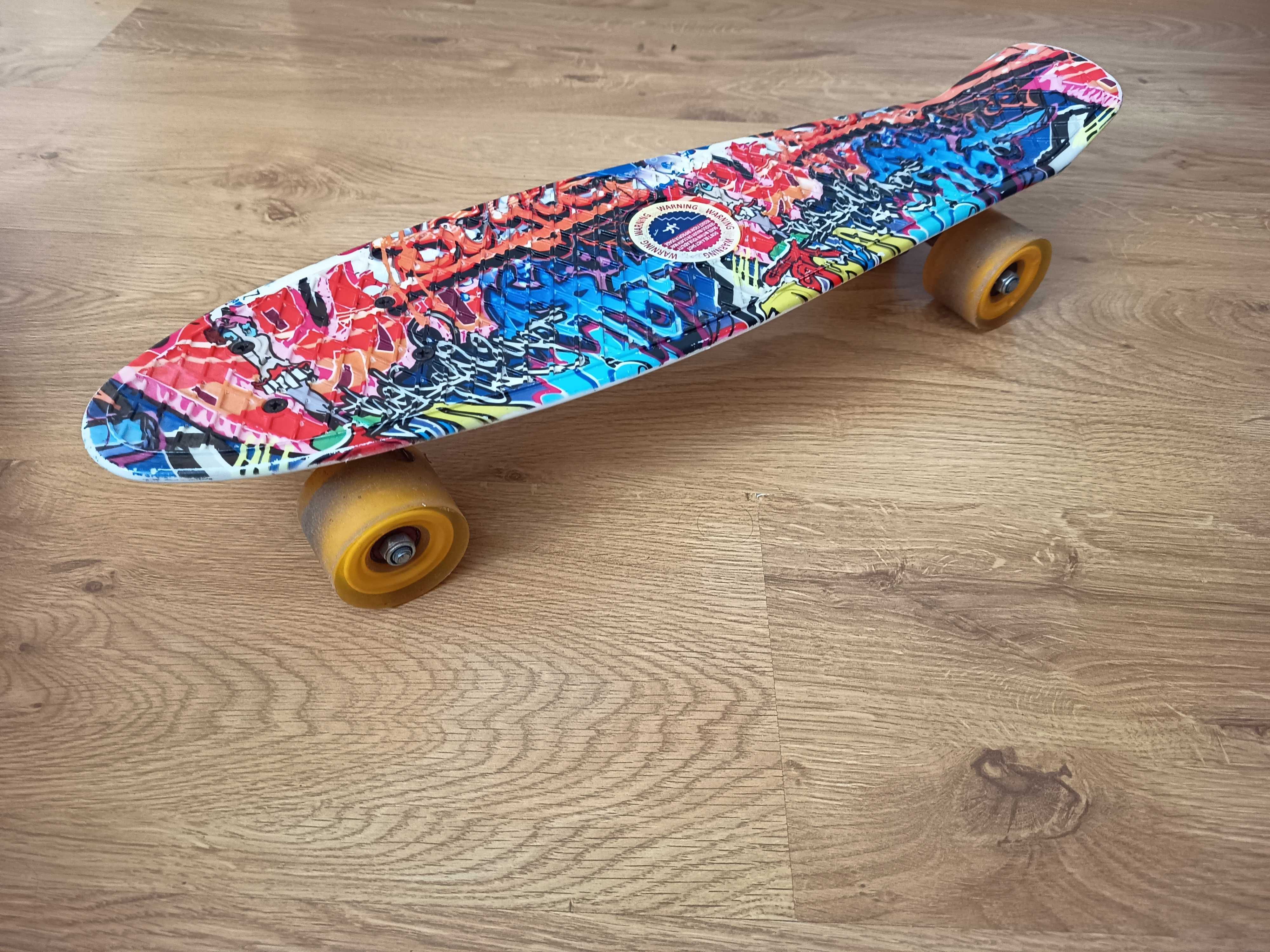 Fishboard fiszka deskorolka 56 cm graffiti F6