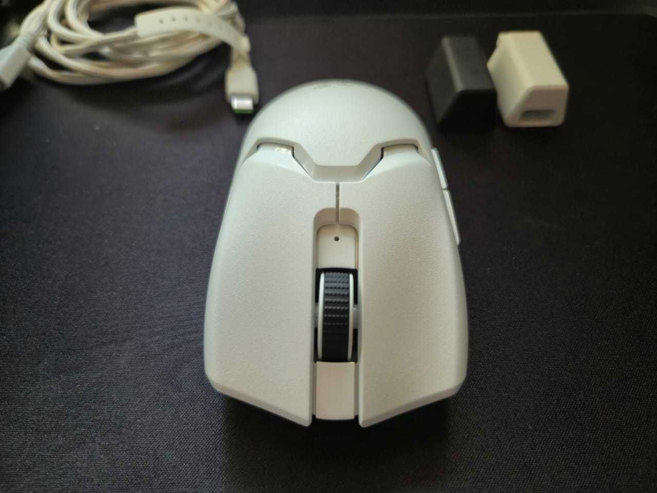 Миша Razer Viper V2 Pro White + Razer HyperPolling Wireless Dongle 8K