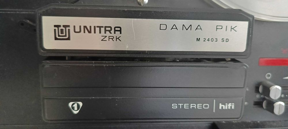 Magnetofon szpulowy Dama Pik