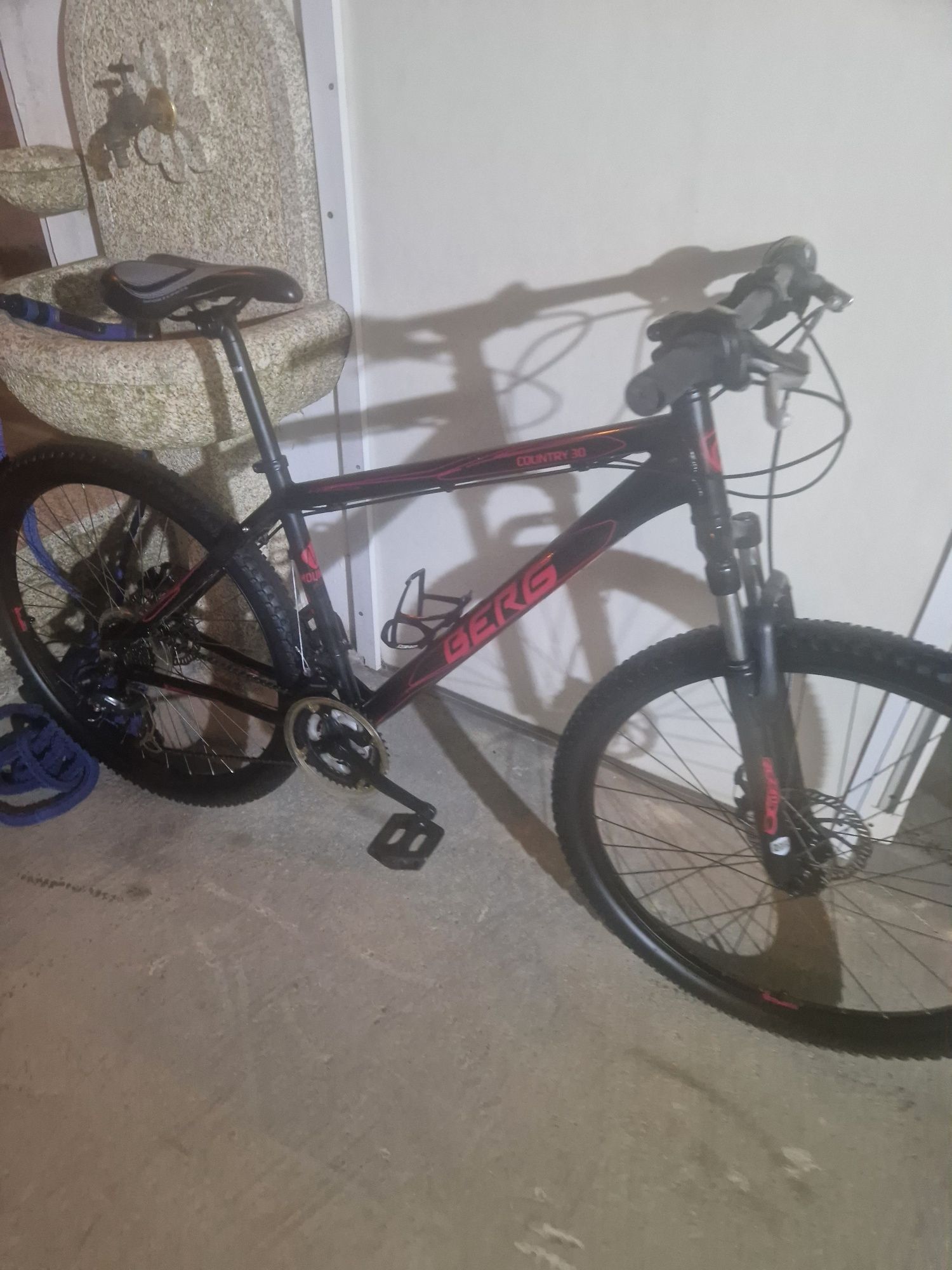 Vendo bicicleta roda 27.5