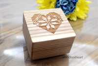 Деревянная коробочка шкатулка футляр для помолвочного кольца