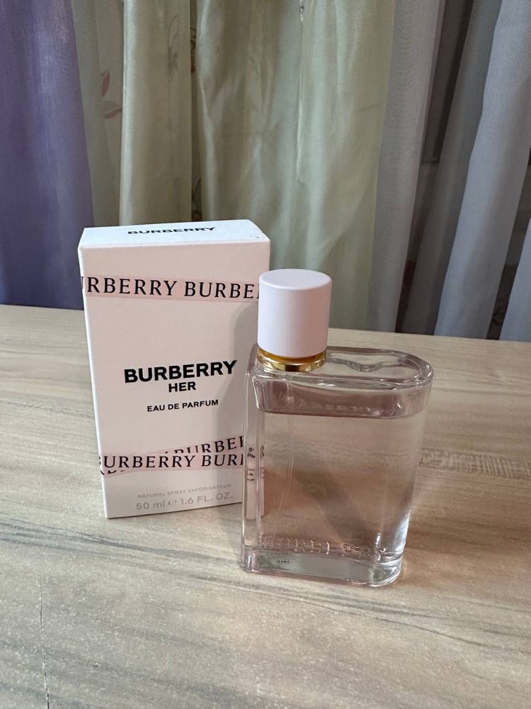 BURBERRY Her парфумована вода 50 мл