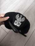 Beret wojskowy ułożony