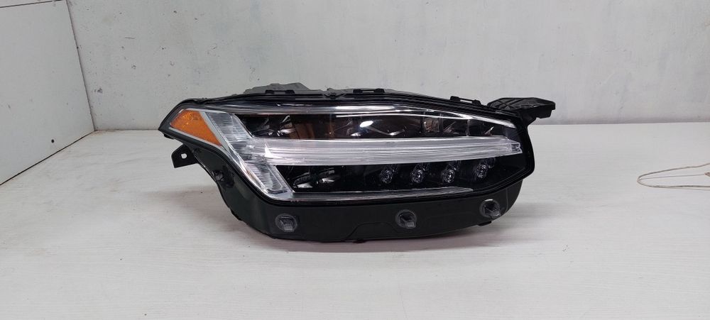 Volvo xc90 фара правая хс90 USA Америка