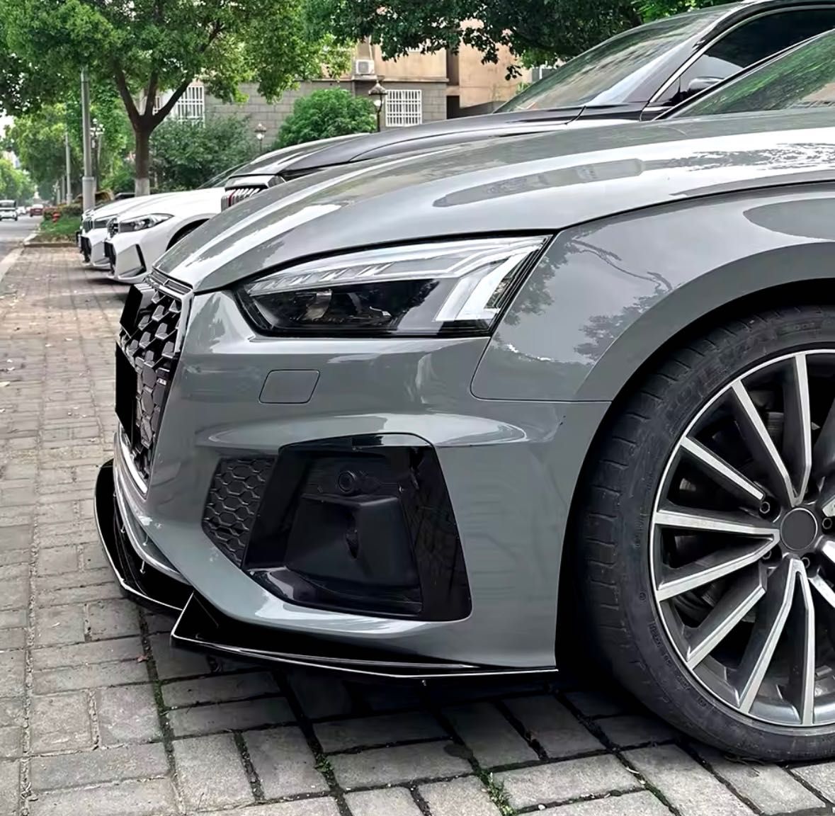 Губа на передний бампер AUDI A5 сплитер обвес накладка на бампер А5