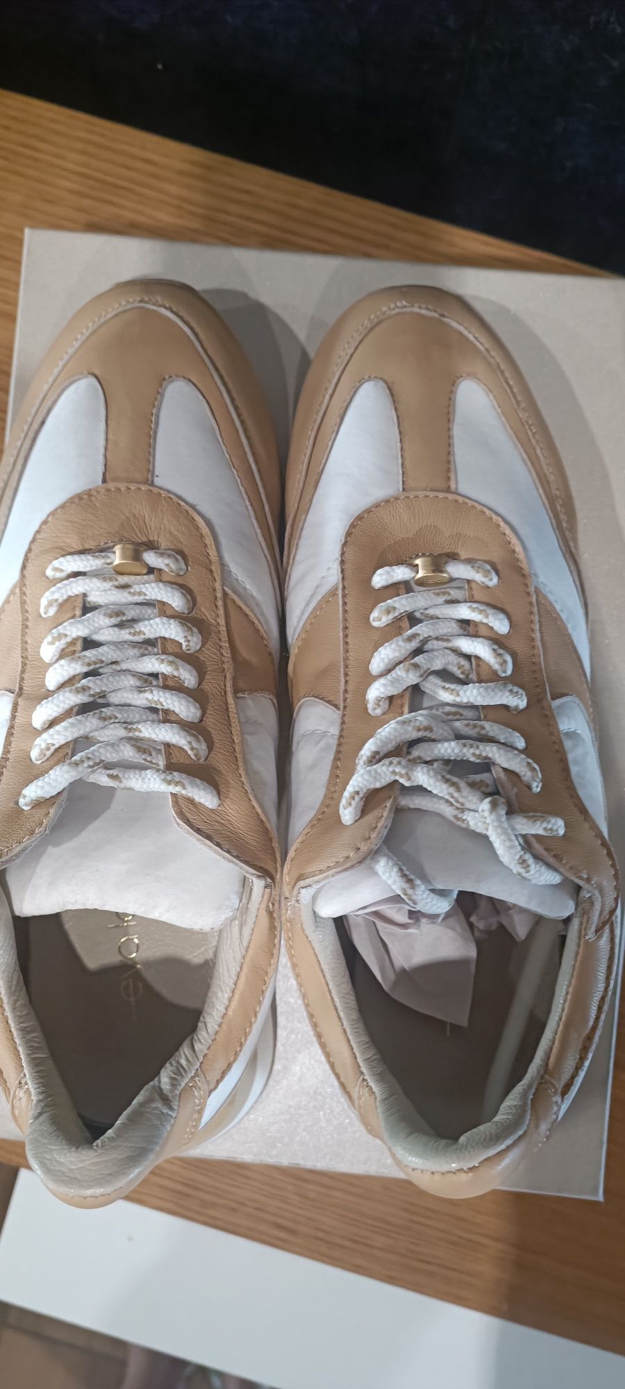 Sneakersy Eva Longoria beżowe