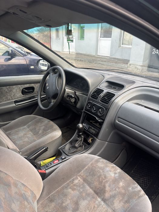 Renault Laguna 1.
