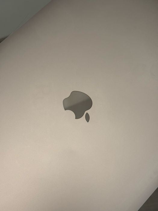 MacBook Pro 16″ (A2141) – Intelcore i9 / 16 GB / 1 TB SSD
