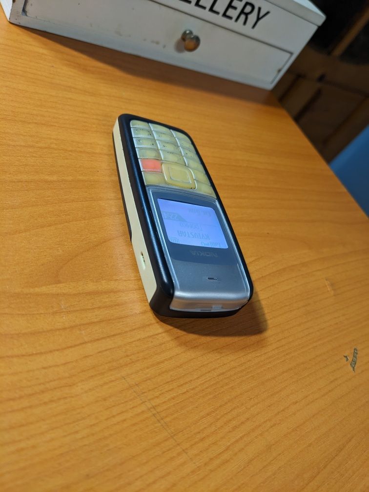 Кнопочний телефон Nokia 1112 робочий
