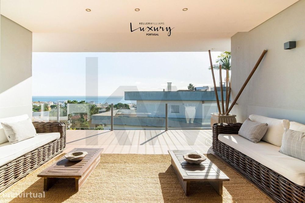 Moradia De Luxo No Estoril • Vista Mar Panorâmica • Totalmente Remodel