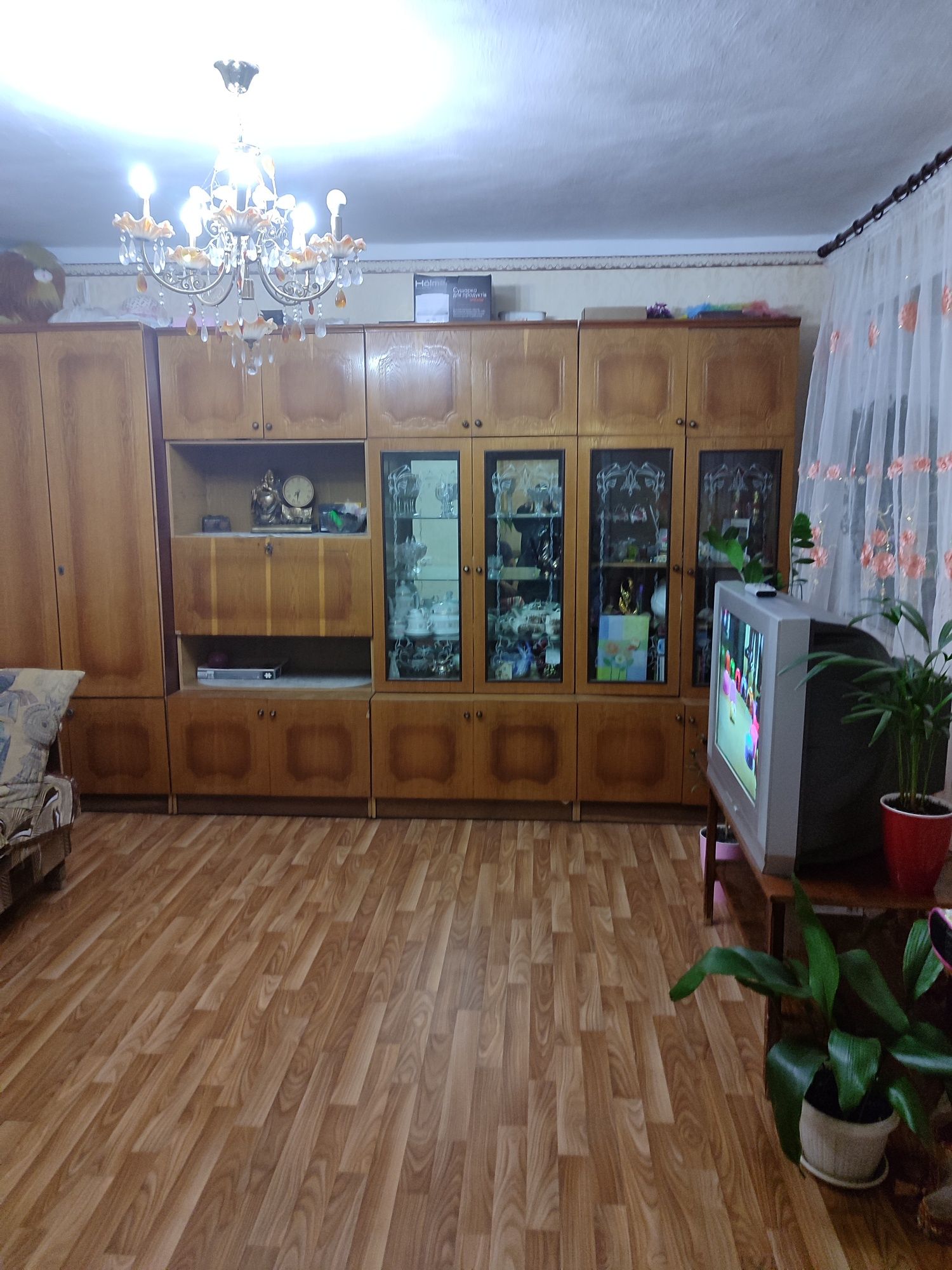 Продаж будиноку 100 м на 2 входи, район Машбуд