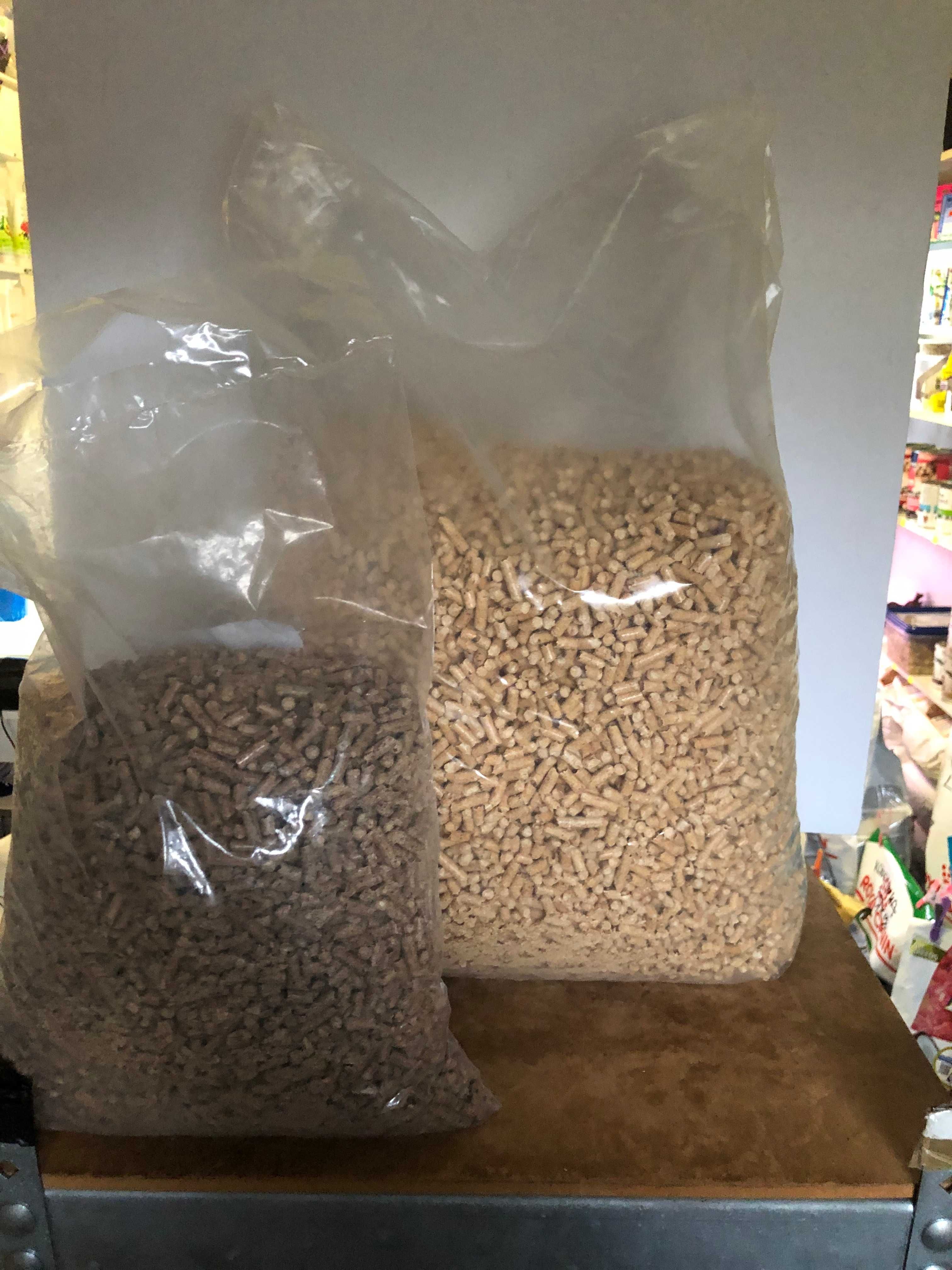 Żwirek drewniany jasny z trocin 25l 15,5kg
