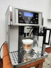 Кавомашина кофемашина Delonghi PrimaDonna Avant ESAM 6700