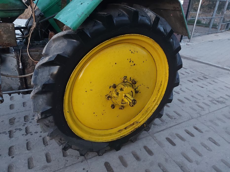 Zetor k 25 bocian maska