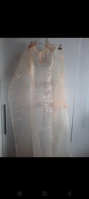 Śliczne firanki 2 szt szer 135cm  wys 238cm.