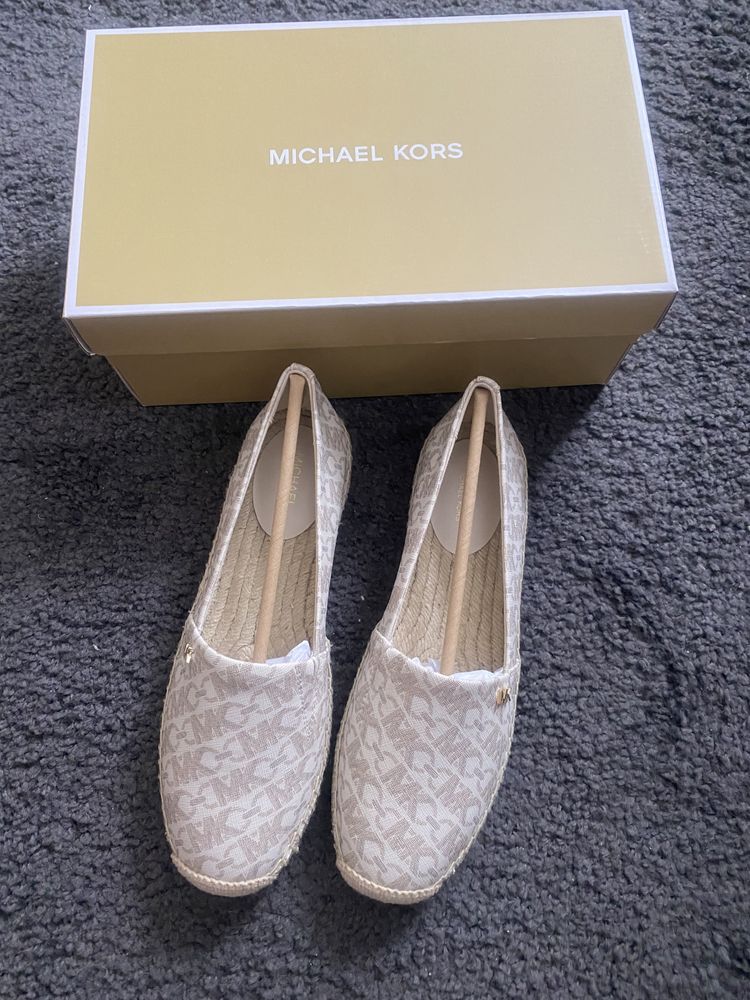 Alpercatas Michael Kors - Novas