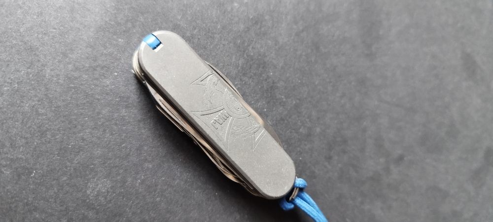 Scyzoryk Victorinox Minichamp tytanowy harcerski