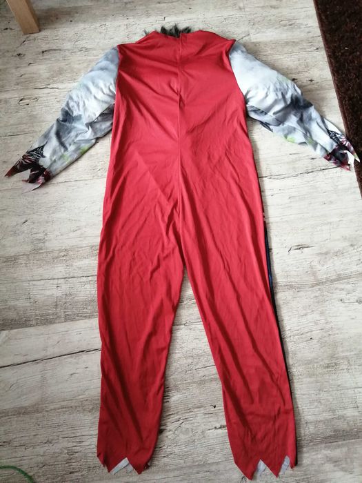 Super strój karnawałowy Wilkołak  roz. 146-152 cm
