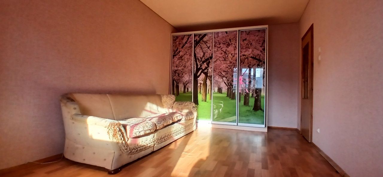 Продаж 3х кімнатної квартири 95кв.м,Харківська, Драгоманова 1Е