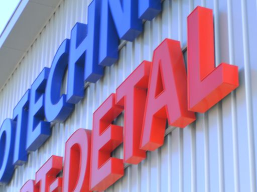 Produkcja Reklam Kasetony z dibondu Oklejanie pojazdów Litery 3d