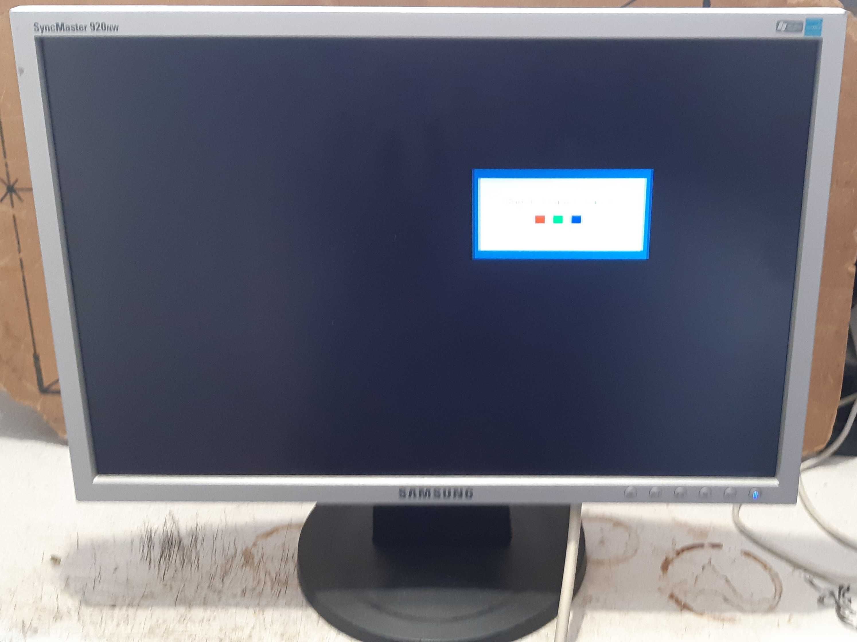 Монітор 19" Samsung 920NW