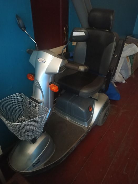 Мобильный электро скутер