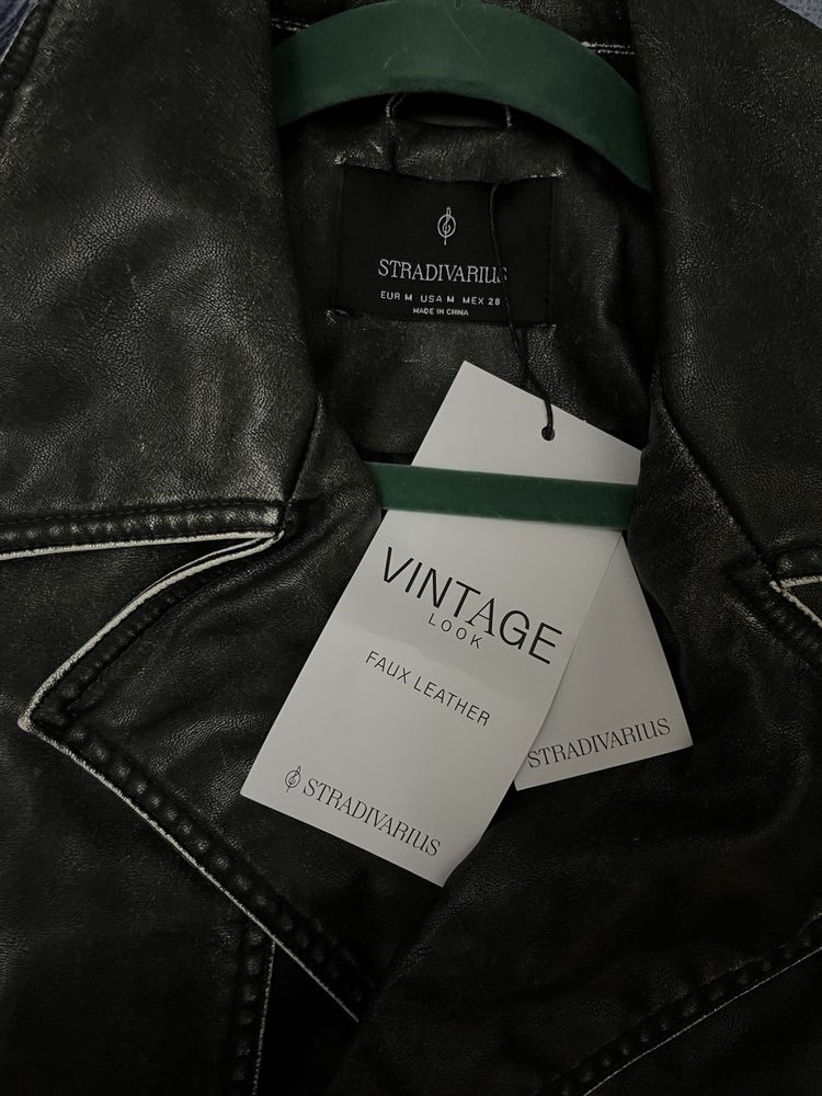 Косуха vintage від Stradivarius